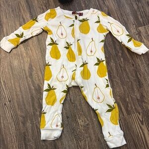 Milkbarn White and Yellow Footies with Pear Pattern